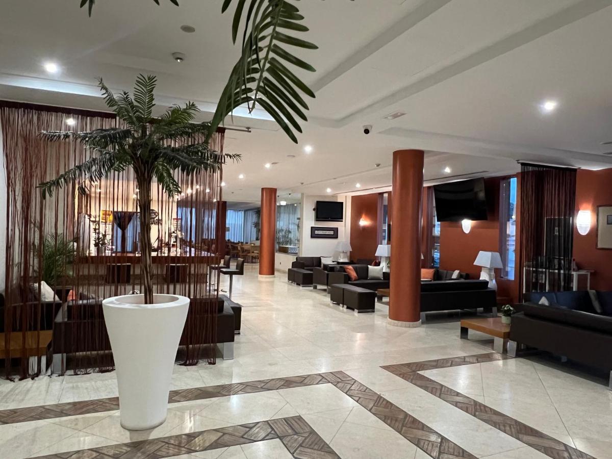 Hotel Praia Sol Quarteira Exteriör bild