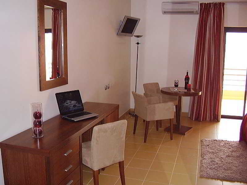 Hotel Praia Sol Quarteira Exteriör bild